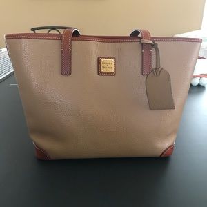 Dooney & Bourke Handbag